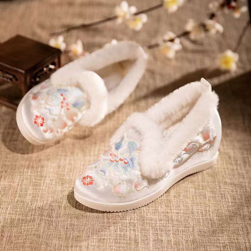 Women's Winter Low Top Embroid - Embroidery Canvas recension och pris