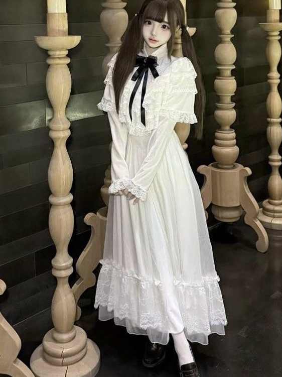 Japanese Short Sleeve Bow Lace - Embroidery White Dress recension och pris