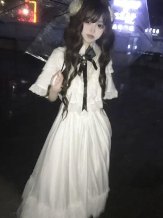 Japanese Short Sleeve Bow Lace - Embroidery White Dress recension och pris