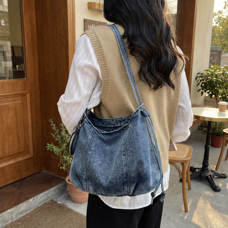 New Korean Style  Casual and S - Embroidery Keychain recension och pris