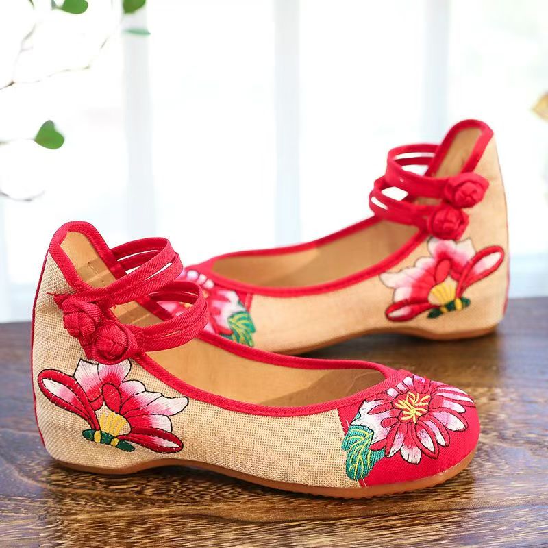 Woman Wedges Embroidered Cloth - Embroidery Canvas recension och pris