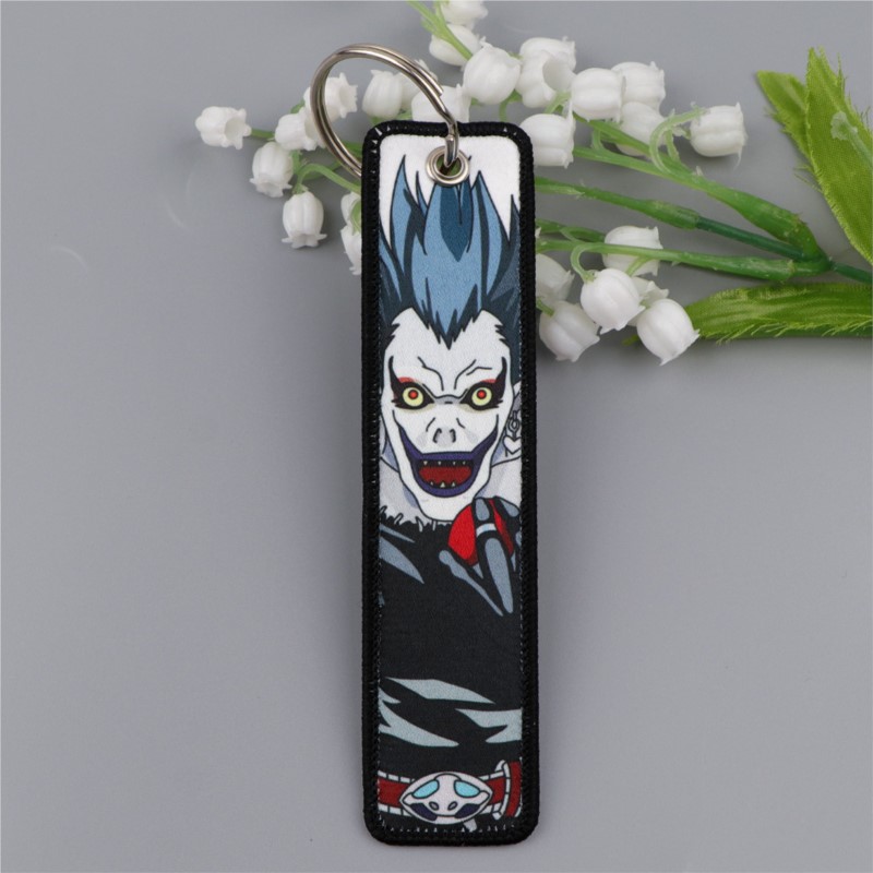 1pcs Cool Dark Mystery Anime P - Embroidery Keychain recension och pris